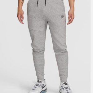 New Nike Sportswear Tech Fleece Pants Men's Size XL DR9162-010 Joggers Grey